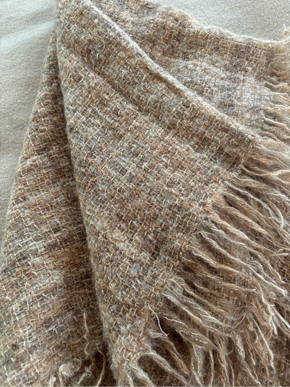 Vintage Handwoven Irish Mohair Throw - Picture 2 of 7